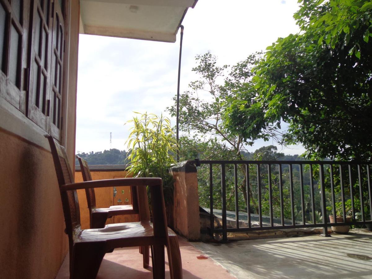 Nisha Homestay Inn Peradeniya Εξωτερικό φωτογραφία