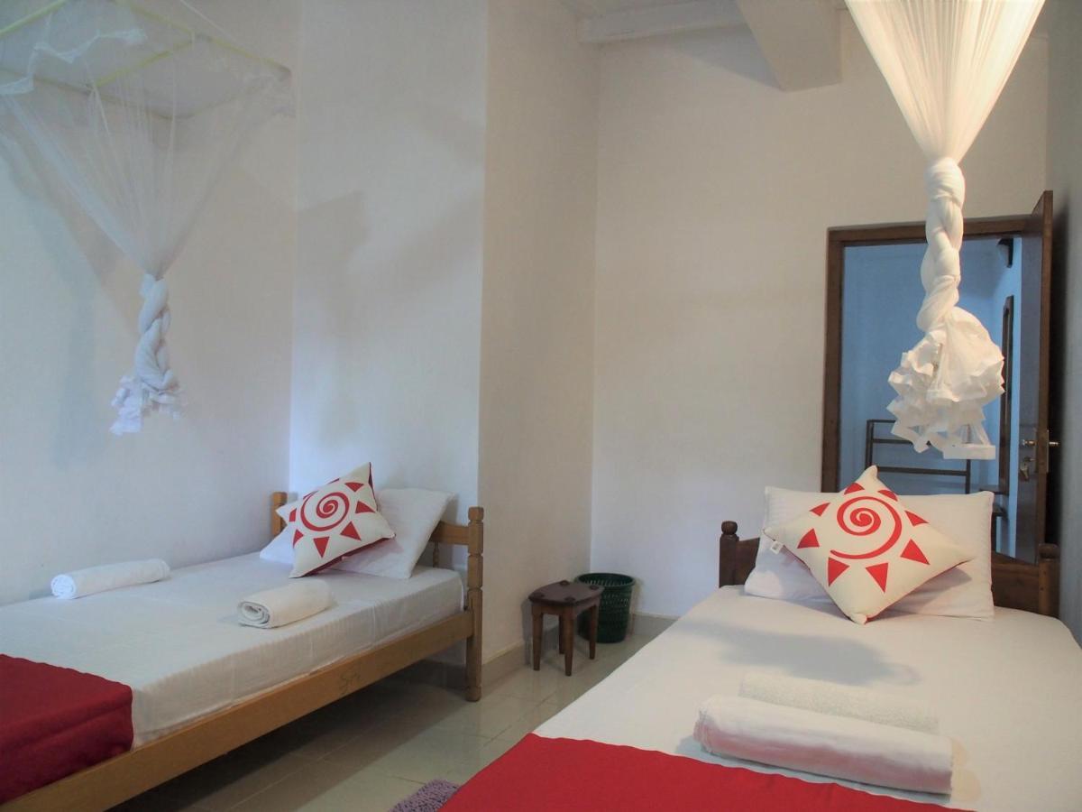 Nisha Homestay Inn Peradeniya Εξωτερικό φωτογραφία